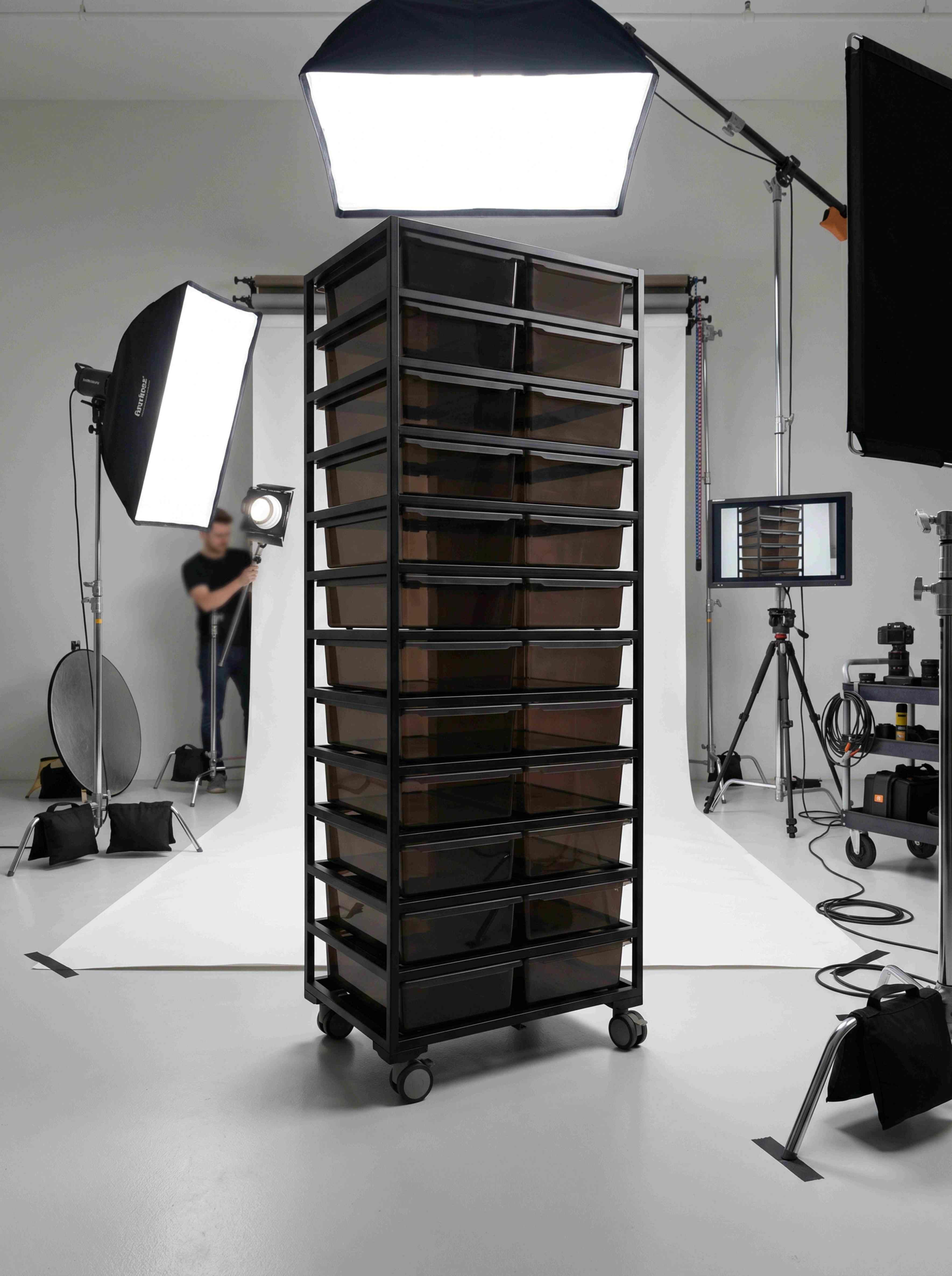 Stellar Start modular reptile rack product photography